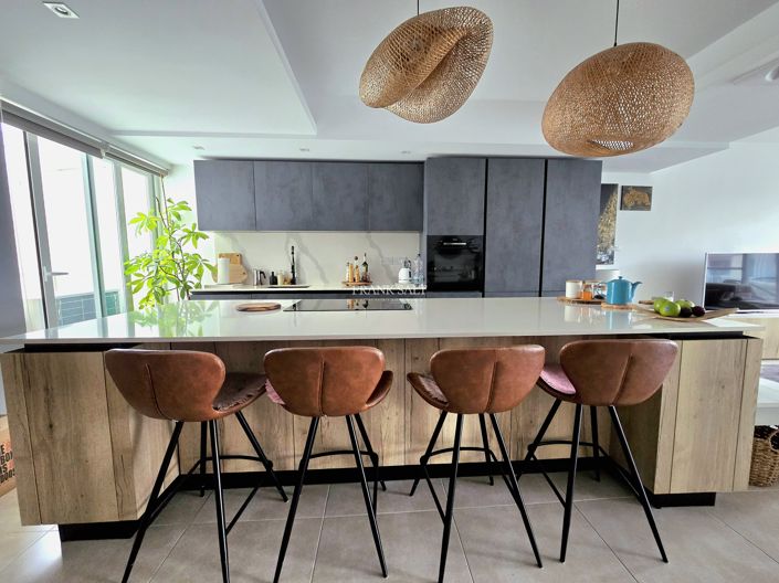 Image No.7-3 Bed Property for sale