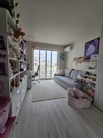 fe10e38a-3463-4f2e-8382-2e89053f5f42