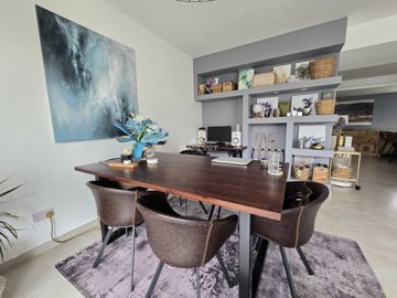 0d948630-9471-4dd9-9b0f-282a2ae0ea6c