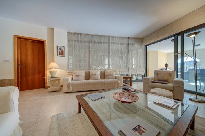 Image No.7-3 Bed Property for sale