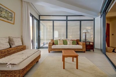 52d1c652-74ee-4014-8110-0391ebf1ed6f