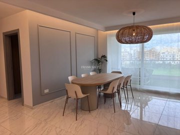 11abd163-cd6c-4aa7-a73f-37385e372e93