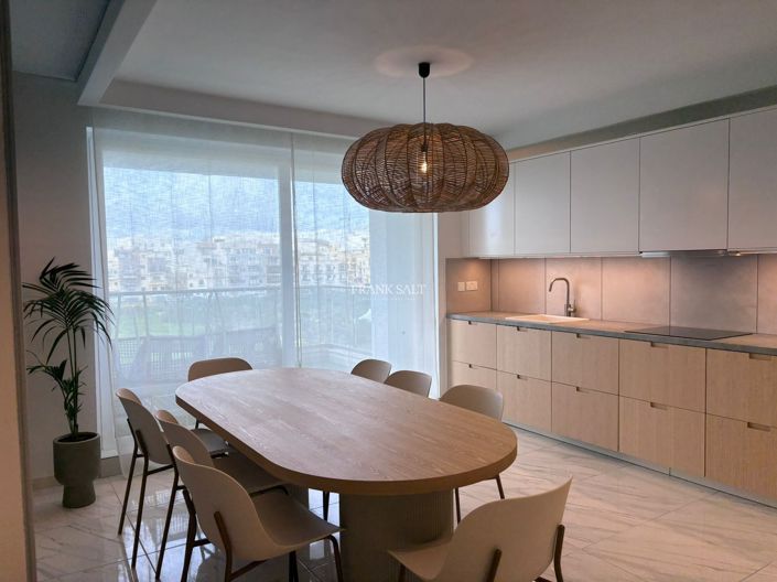 Image No.3-3 Bed Property for sale