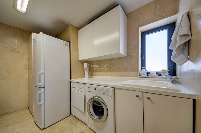 Image No.26-Propriété de 3 chambres à vendre à Sliema