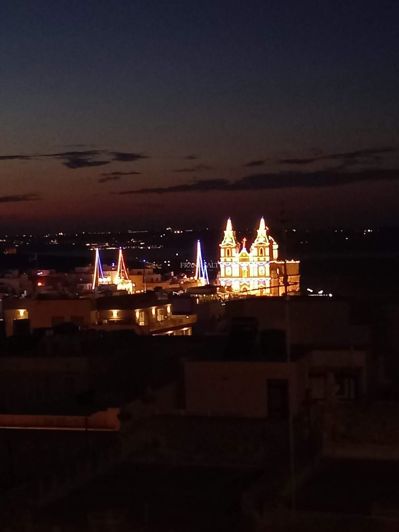 Image No.20-3 Bed Property for sale