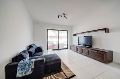 19b6e4f7-7d09-405e-946d-65714158cd0a