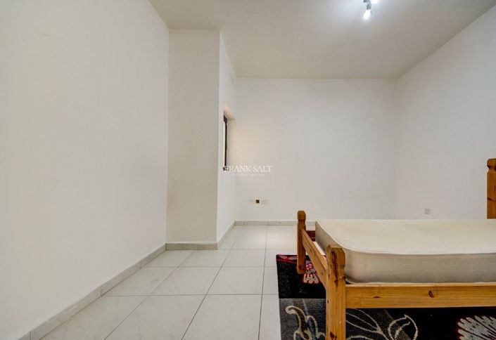 Image No.10-Propriété de 3 chambres à vendre à Swieqi