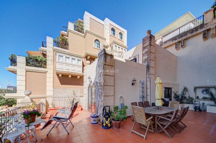 Image No.8-5 Bed Property for sale