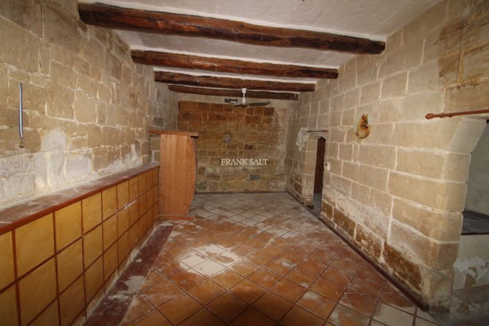 Image No.14-Propriété de 4 chambres à vendre à Attard