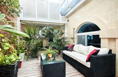 8ad7c1ab-9d08-4b23-a303-2c2f66ca6ed6