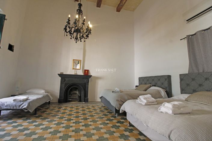 Image No.7-Propriété de 4 chambres à vendre à Floriana