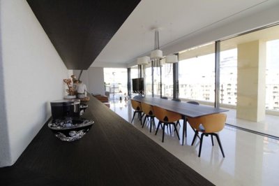 1 - Portomaso, Property