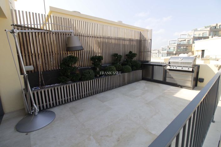 Image No.33-3 Bed Property for sale