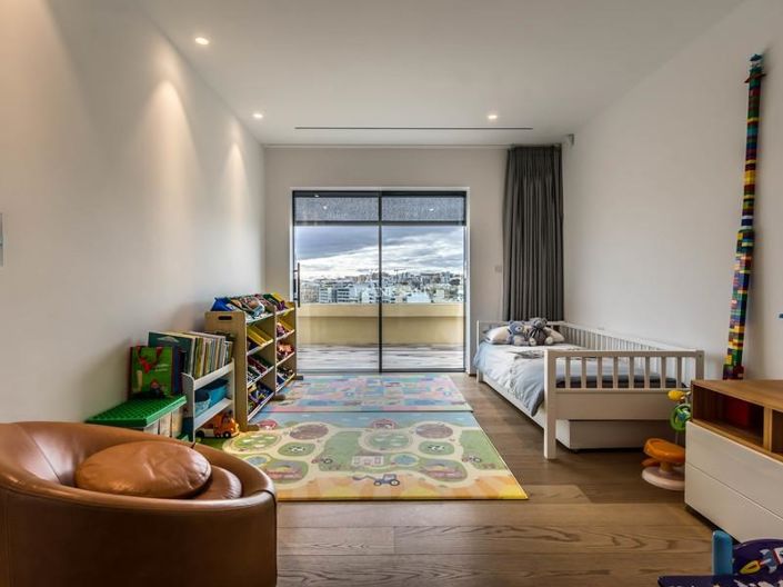 Image No.36-3 Bed Property for sale