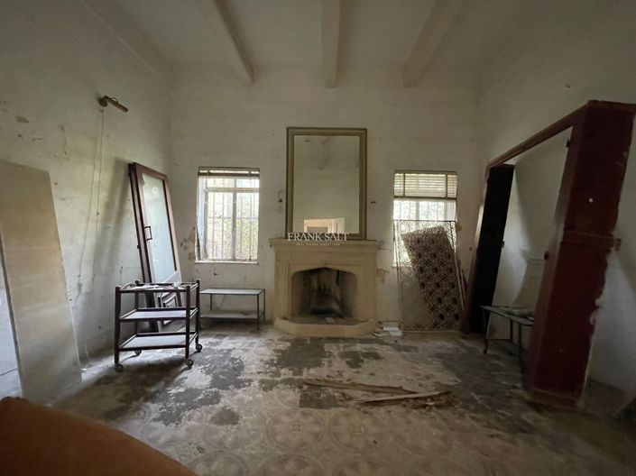 Image No.3-Propriété de 3 chambres à vendre à Attard