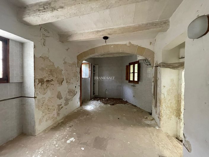 Image No.5-Propriété de 3 chambres à vendre à Attard