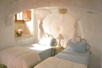 734eb8f0-dace-491c-b252-4465241c8f49