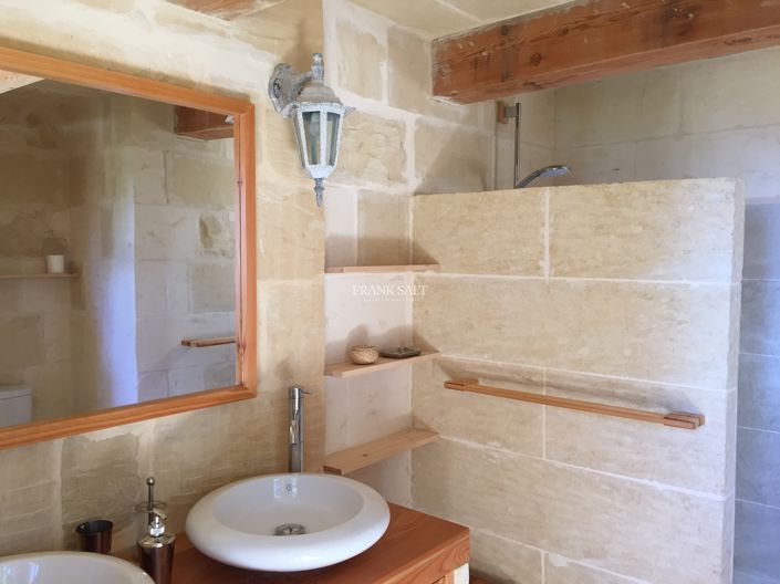 Image No.7-Propriété de 5 chambres à vendre à Gharb