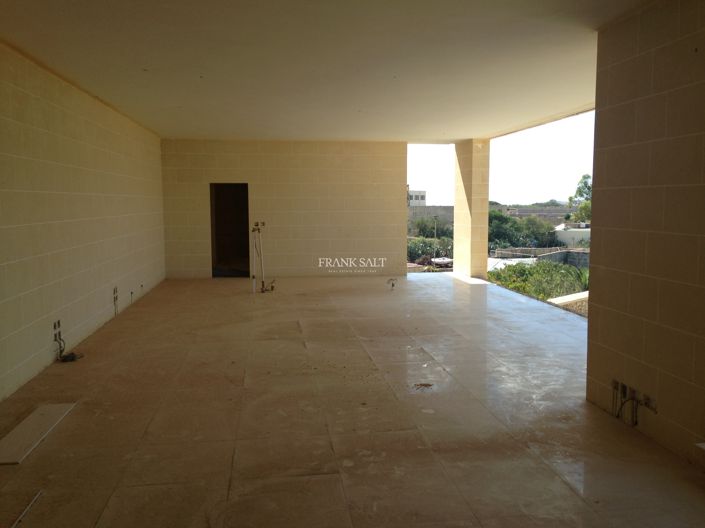 Image No.17-Propriété de 6 chambres à vendre à Xaghra