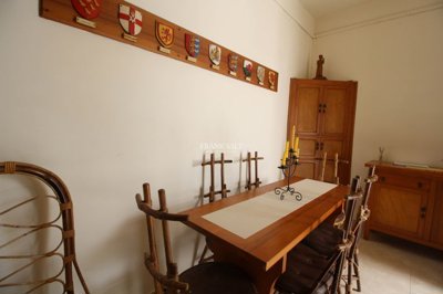 898088fa-d228-41b1-91f6-c1fa342cc599