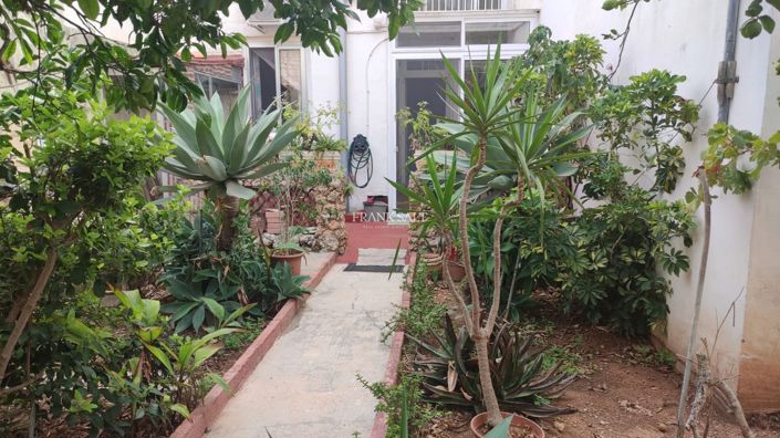 Image No.2-3 Bed Property for sale