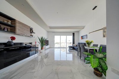 fea1ce37-0abd-470b-a353-ec05d434c5f6