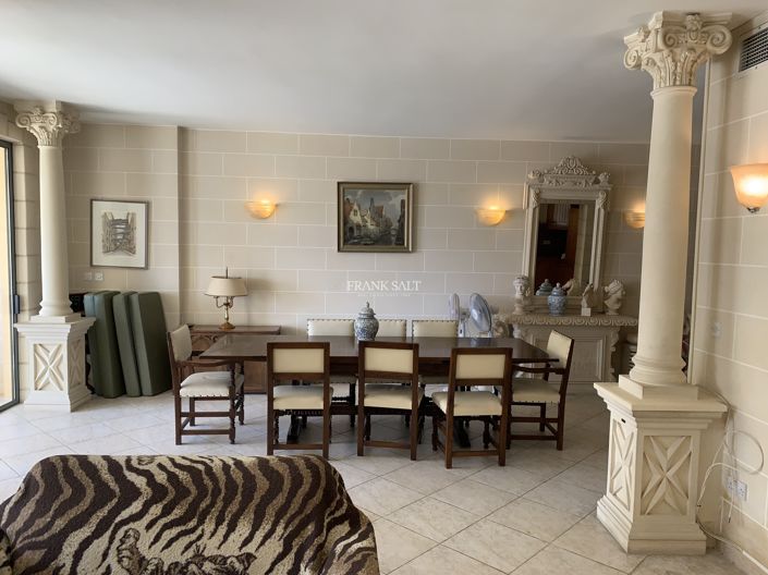 Image No.10-Propriété de 2 chambres à vendre à Portomaso