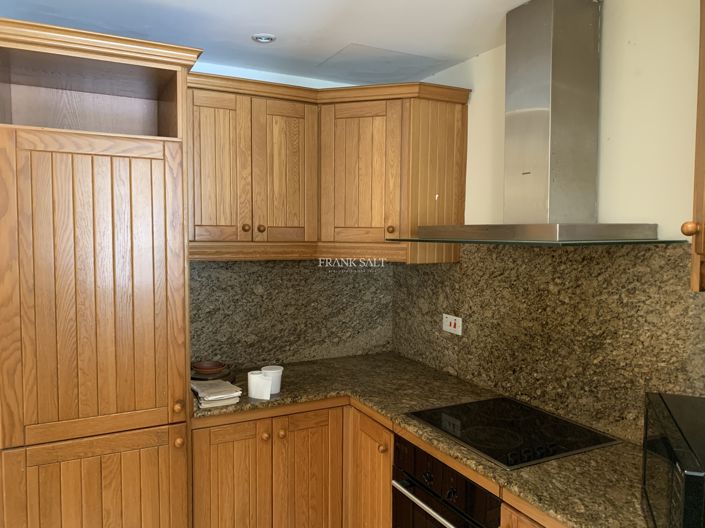 Image No.15-Propriété de 2 chambres à vendre à Portomaso