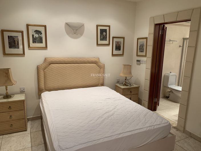 Image No.18-Propriété de 2 chambres à vendre à Portomaso