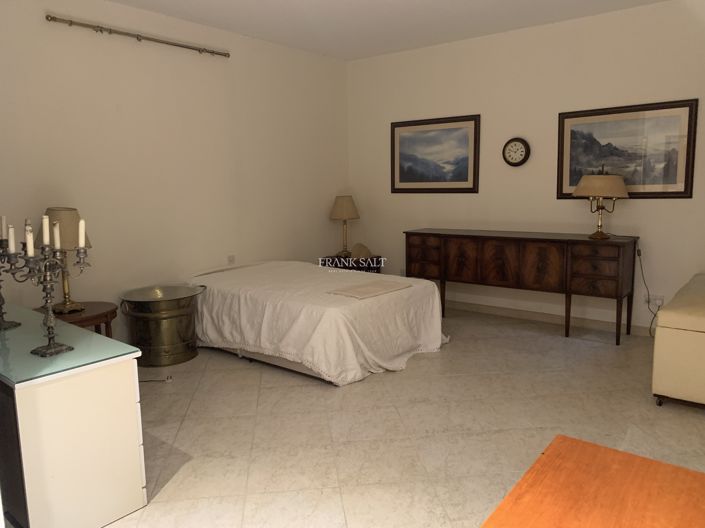 Image No.19-Propriété de 2 chambres à vendre à Portomaso