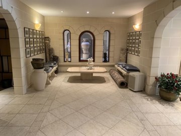 febb5c8a-c6b1-4ba7-b0bd-834a56146fd4