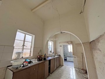 26bc18f3-37ed-46a2-b1e6-5b03a173b42c