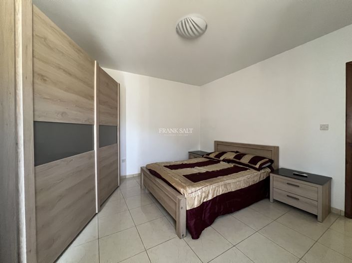 Image No.13-3 Bed Property for sale