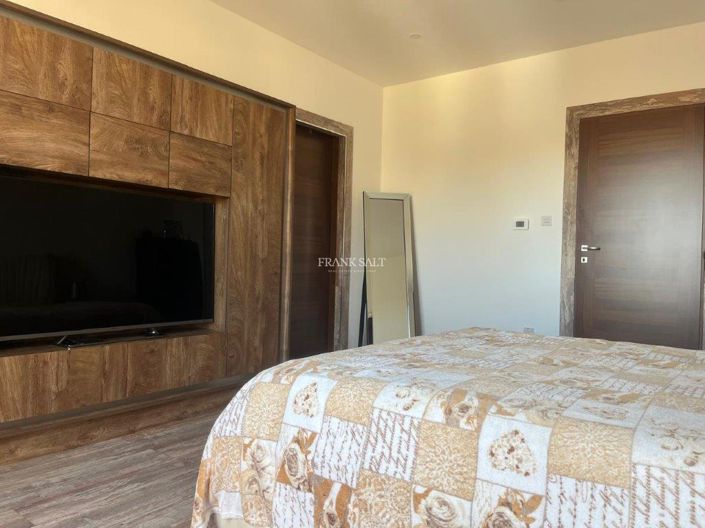 Image No.6-2 Bed Property for sale