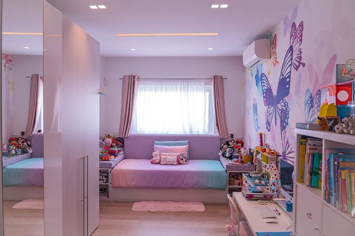 Image No.12-3 Bed Property for sale