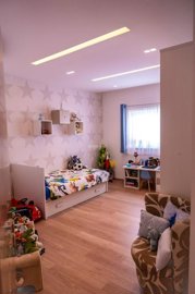 17d94c63-7efa-421f-a7fb-65631cf07a41