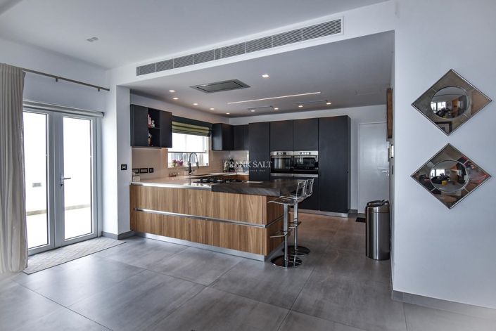 Image No.2-3 Bed Property for sale