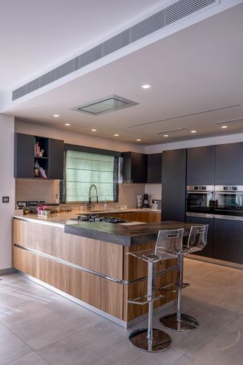 Image No.4-3 Bed Property for sale