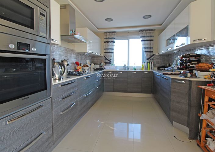 Image No.2-Propriété de 2 chambres à vendre à Mosta