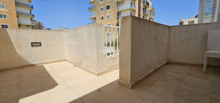 Image No.11-3 Bed Property for sale