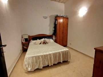 422d9888-81e9-45d4-adec-a1fd54ef87f8