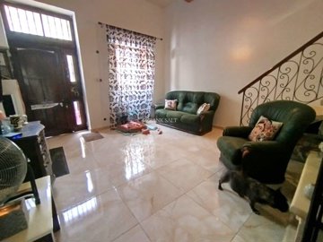 95c65089-7f39-4ea5-a921-c1b2927d6bad