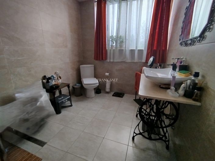 Image No.8-Propriété de 3 chambres à vendre à Tarxien