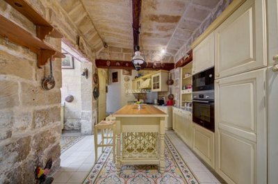 26ddd422-a81c-4f74-bad5-dab32eb85248