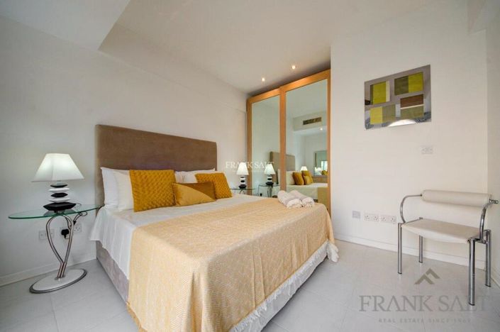 Image No.11-1 Bed Property for sale