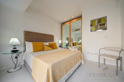 b9385821-b508-4b6e-ace1-565d8ab4238f