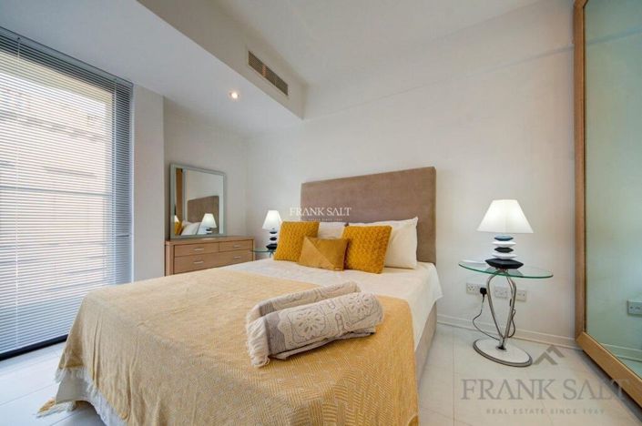 Image No.13-1 Bed Property for sale