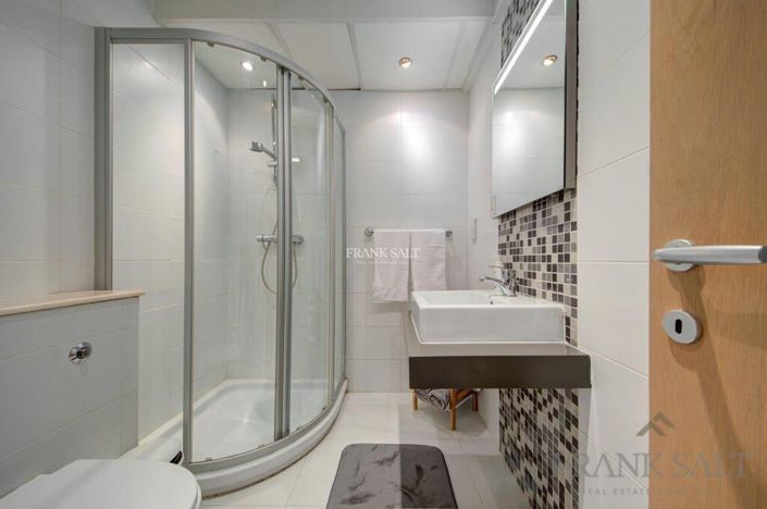 Image No.16-1 Bed Property for sale