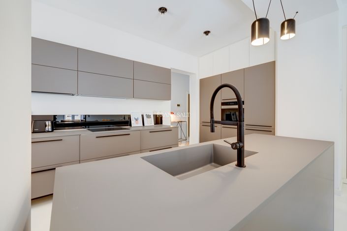 Image No.2-2 Bed Property for sale