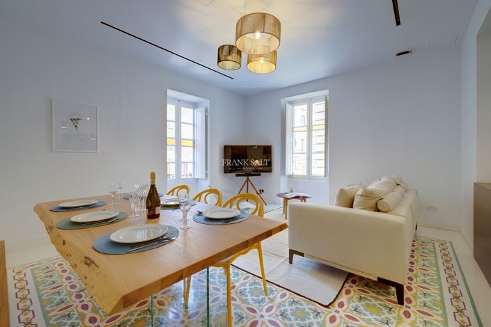 Image No.3-2 Bed Property for sale